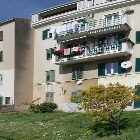 Seville Apartment *