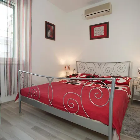 Seville Apartmán